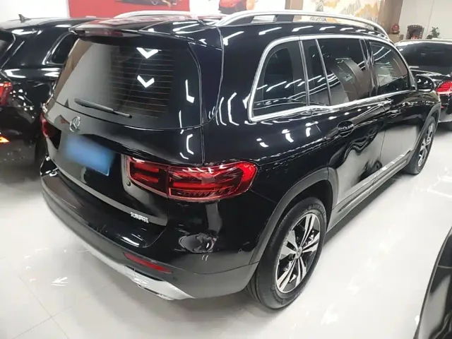 Mercedes-Benz GLB-Class — Фото автомобиля 6