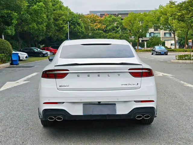 Geely Xingrui — Фото автомобиля 6