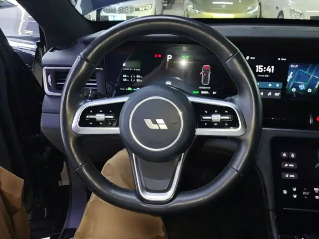 Li Auto ONE — Фото автомобиля 10