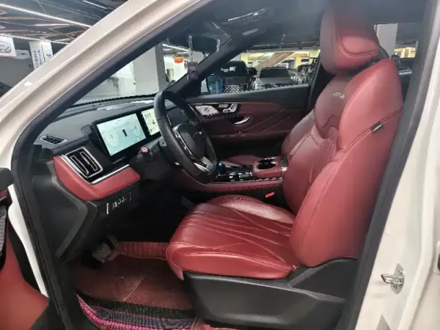 Jetour X70 Plus — Фото автомобиля 8