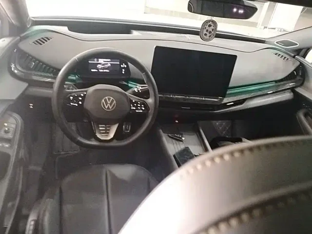 Volkswagen ID. Unyx 06 — Фото автомобиля 9
