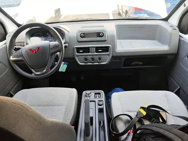Wuling Yangguang — Фото автомобиля 9