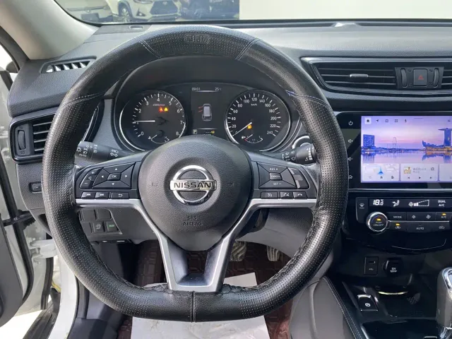 Nissan X-Trail — Фото автомобиля 24