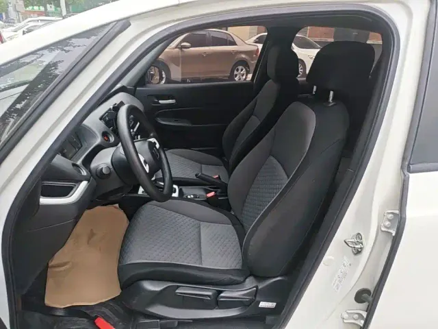 Honda Fit — Фото автомобиля 14