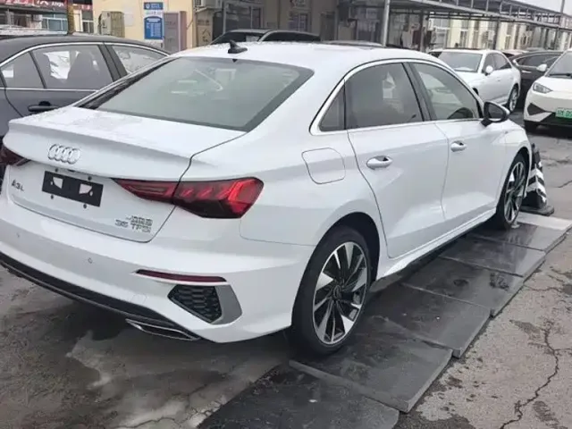 Audi A3 — Фото автомобиля 2