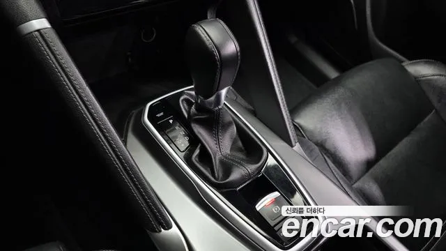 Renault-KoreaSamsung QM6 Новый QM6 2.0 GDe LE Signature 2WD — Фото автомобиля 9