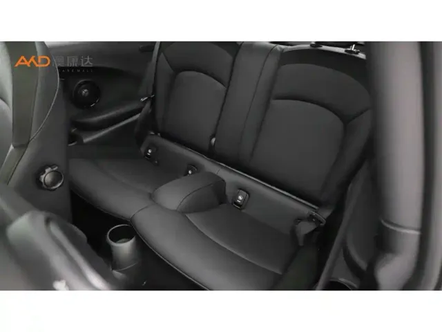 MINI Hatch — Фото автомобиля 7