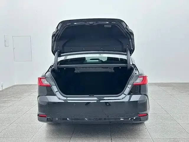 Toyota Camry — Фото автомобиля 15