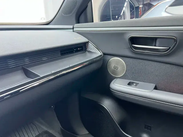 Toyota BoZhi 3X — Фото автомобиля 15