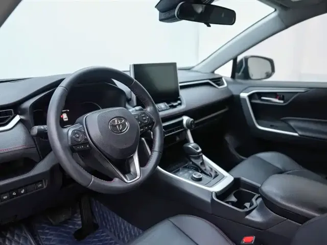 Toyota Wildlander — Фото автомобиля 6