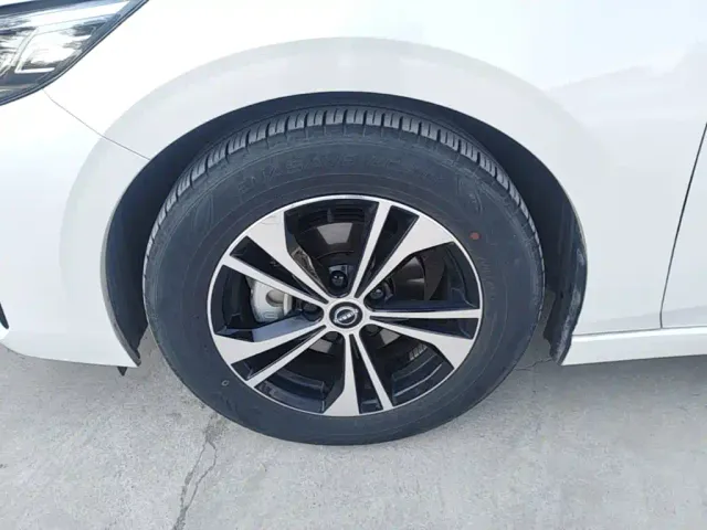 Nissan Sylphy — Фото автомобиля 22