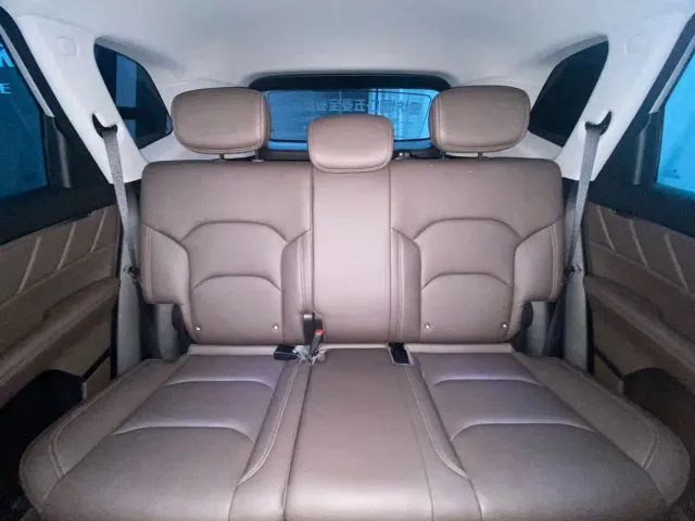 Wuling Starlight 560 — Фото автомобиля 15