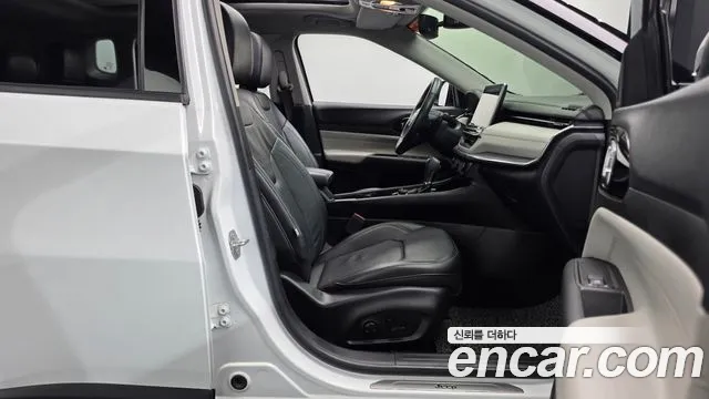 Jeep Compass 2nd Gen — Фото автомобиля 16