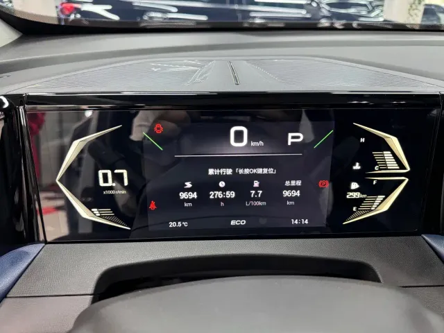 GAC Trumpchi GS3 — Фото автомобиля 10