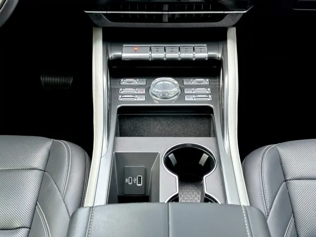 Lincoln Nautilus 2023 2.0T AWD Premium Edition — Фото автомобиля 16