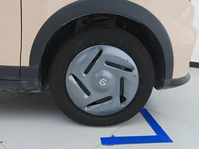 Leapmotor Leapmotor T03 2023 200 Light Edition — Фото автомобиля 6