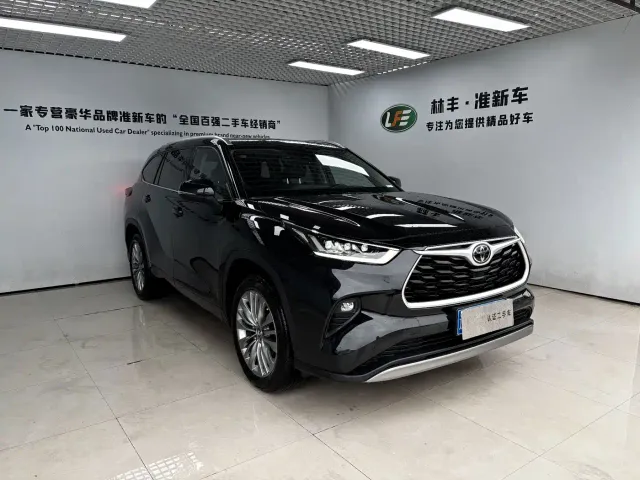 Toyota Highlander — Фото автомобиля 4