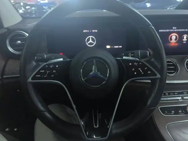 Mercedes-Benz E-Class — Фото автомобиля 14