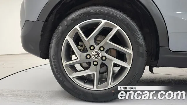 KG_Mobility_Ssangyong TIBOLI Very New Tivoli Бензин 1.5 2WD — Фото автомобиля 5