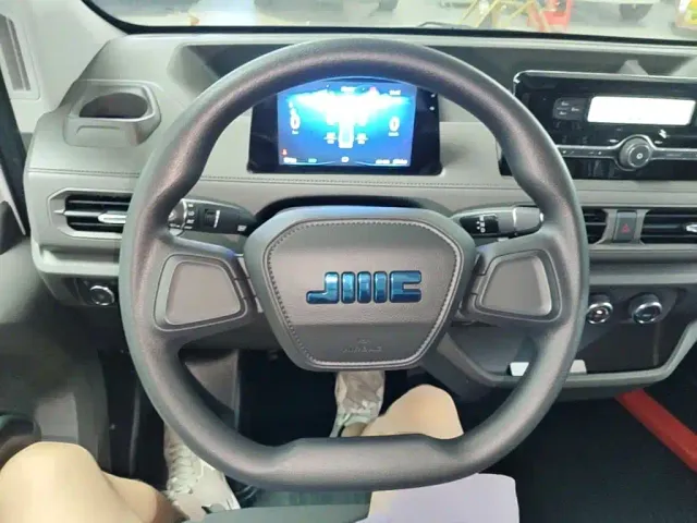JMC E-Fushun — Фото автомобиля 10