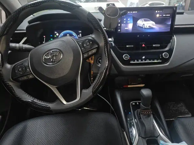 Toyota Corolla — Фото автомобиля 10