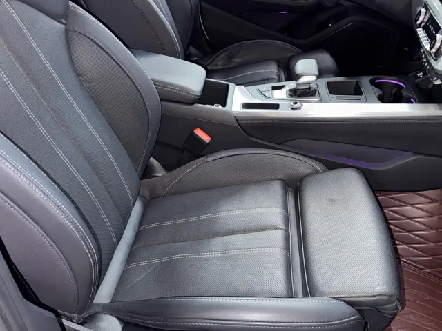 Audi A4L — Фото автомобиля 19