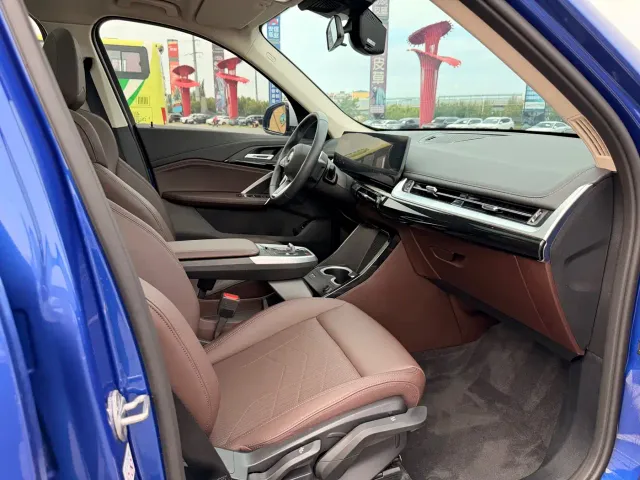 BMW X1 — Фото автомобиля 13