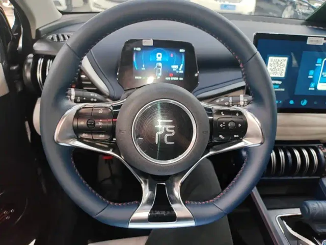 BYD Yuan PLUS — Фото автомобиля 10