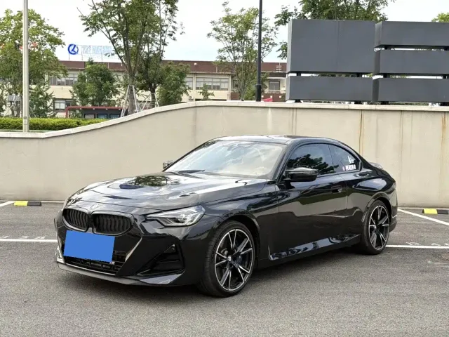 Фотография автомобиля — BMW M240i