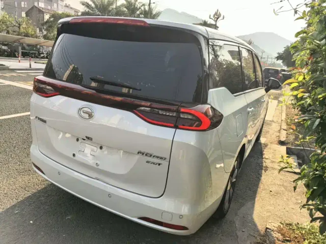 GAC Trumpchi M6 — Фото автомобиля 6