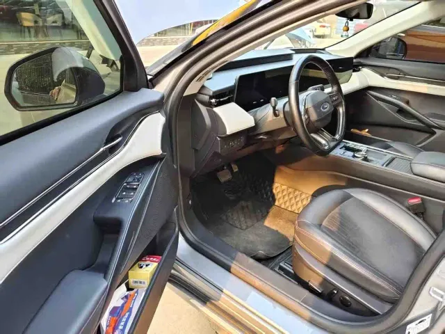 Ford Mondeo — Фото автомобиля 3