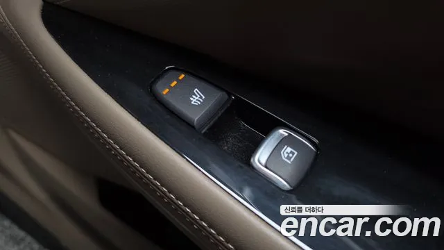 Kia K8 Hybrid — Фото автомобиля 21