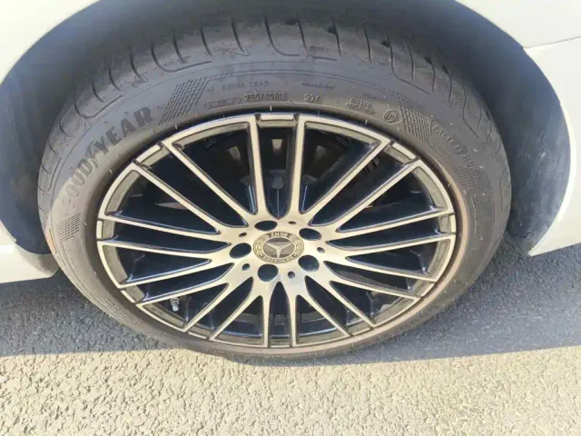 Mercedes-Benz C-Class — Фото автомобиля 7