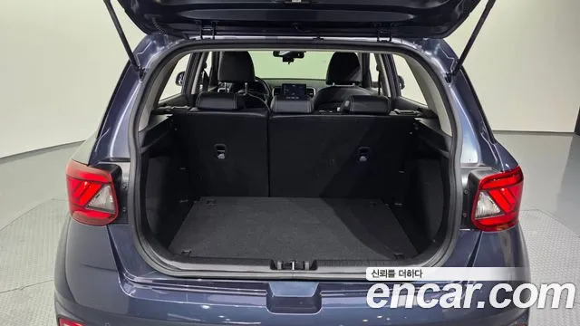Hyundai Venue Venue 1.6 Premium — Фото автомобиля 19