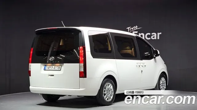 Hyundai Staria Staria Tourer 9 мест — Фото автомобиля 2