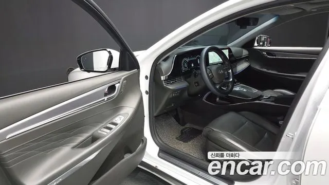 Hyundai Grandeur Grandeur (New) — Фото автомобиля 10
