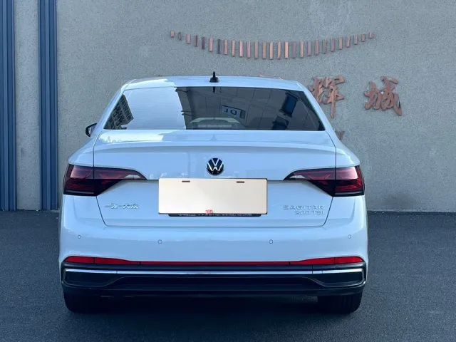Volkswagen Sagitar 2024 300TSI DSG Flying Edition — Фото автомобиля 4