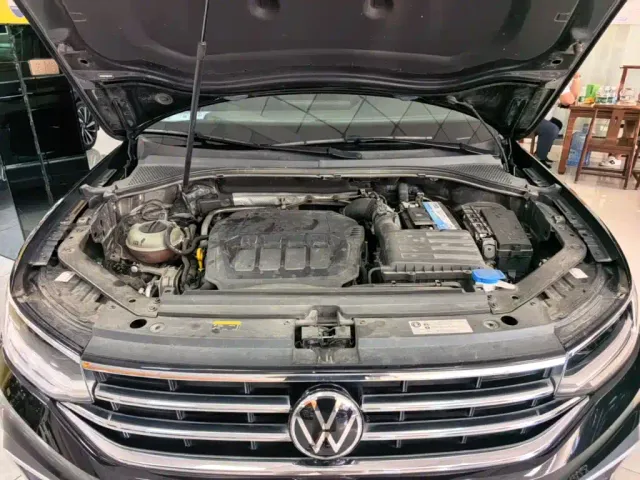 Volkswagen Tiguan L — Фото автомобиля 19
