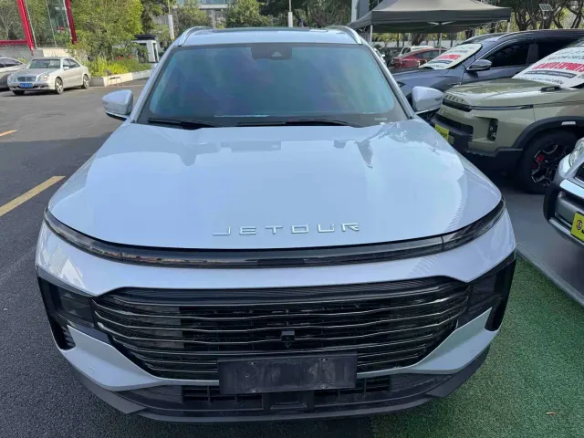 Jetour X70 Plus — Фото автомобиля 2