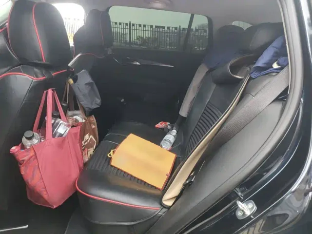 Buick Envision Plus — Фото автомобиля 13
