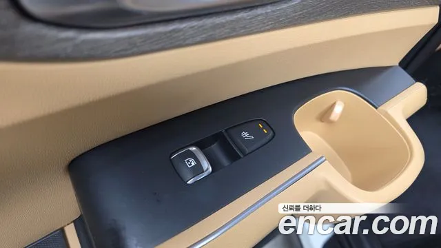 Kia Sorento Sorento 4-е поколение Бензин 2.5T 2WD — Фото автомобиля 16