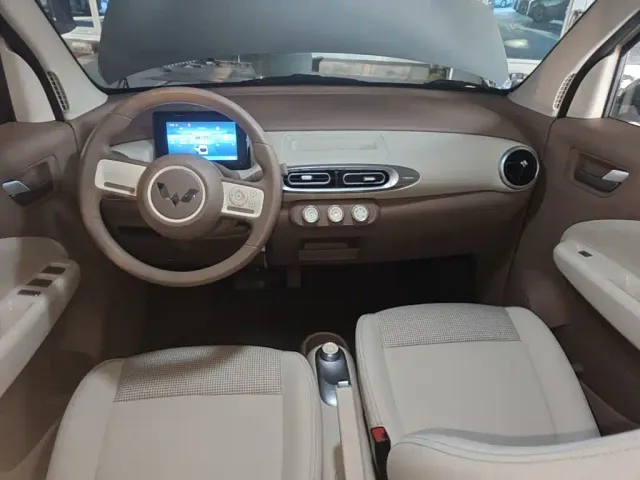 Wuling Hongguang Mini EV — Фото автомобиля 9