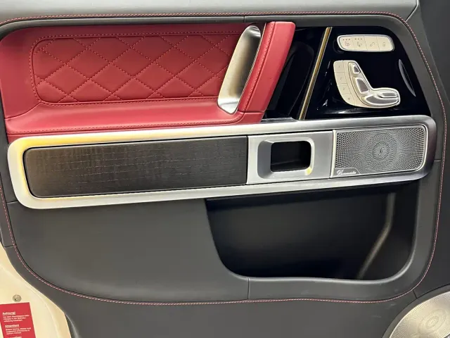 Mercedes-Benz G-Class — Фото автомобиля 14