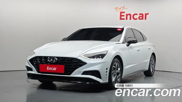 Фотография автомобиля — Hyundai Sonata DN8