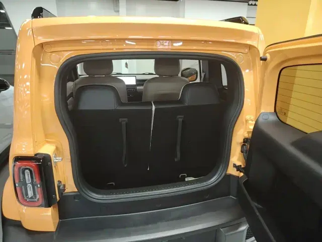 Baojun Yep — Фото автомобиля 18