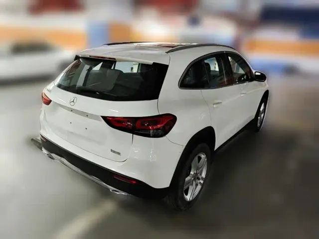 Mercedes-Benz GLA-Class — Фото автомобиля 9