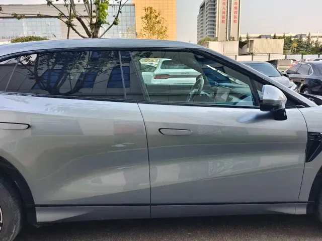 BYD Song L EV — Фото автомобиля 21