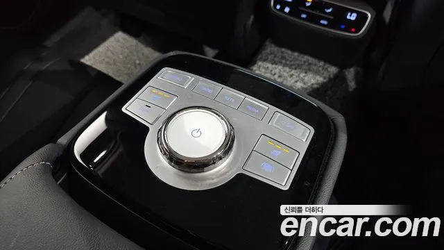 Genesis G80 Бензин 2.5 турбо AWD — Фото автомобиля 21
