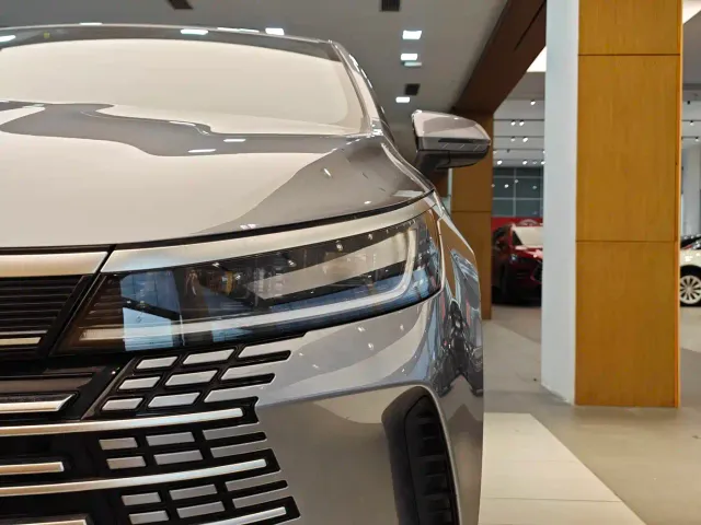 BYD Destroyer 05 — Фото автомобиля 2