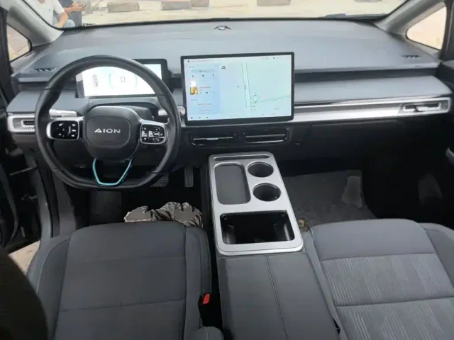 GAC Aion Y — Фото автомобиля 9